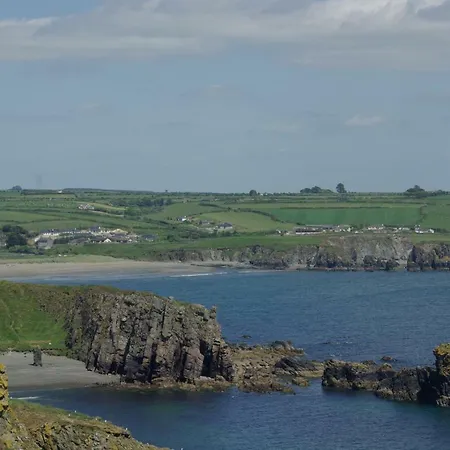 Copper Coast فندق مبيت وإفطار 3*